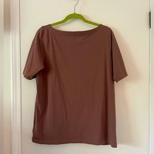 Universal Standard Size Small - Bella Boat Neck Tee